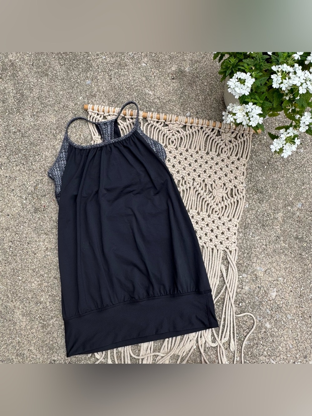 Lululemon No Limits Tank Top Size 6